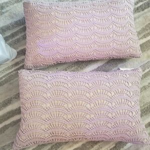 Throw pillows